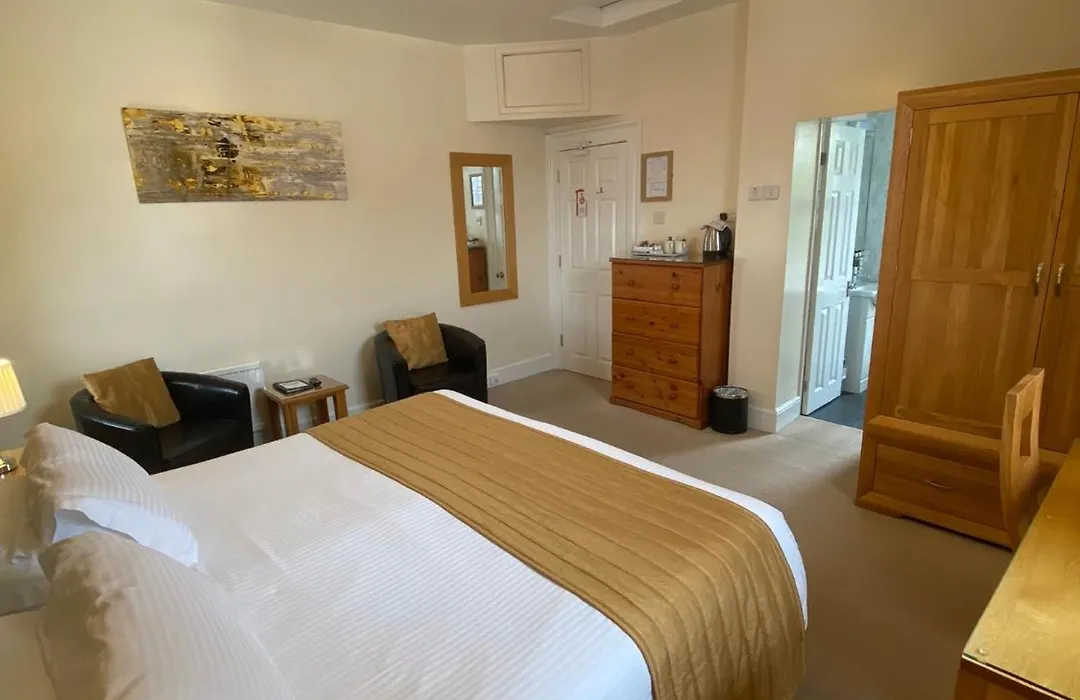 Paignton Court-1